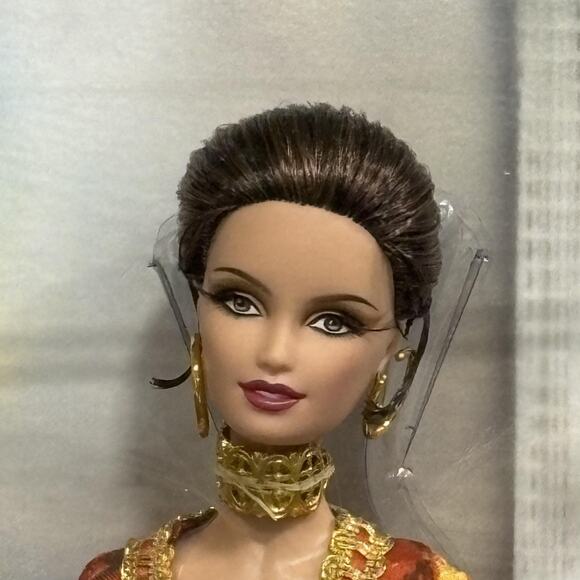 Barbie James Bond 007 Live and Let Die Solitaire Black Label Doll T4551 NIB - Picture 1 of 12